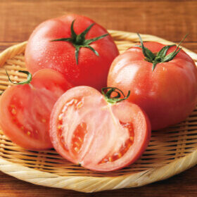 暑い夏は「トマト」