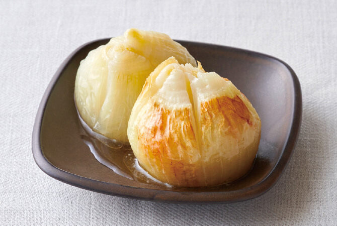 新玉ねぎを丸ごと調理したイメージ画像