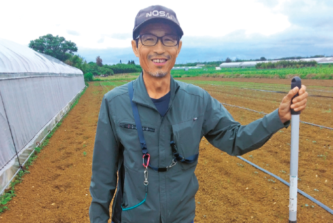 おくらの生産者、真南風の会 並木俊憲さん(沖縄県宮古島市)