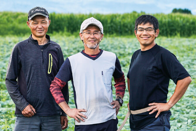 北軽井沢の高原とうもろこしの生産者、北軽井沢有機ファミリィの皆さん(群馬県長野原町)